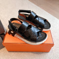 HM ELECTRIC CROCODILE MOTIF SANDAL BLACK CALFSKIN