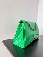 CRUSH CHAINED BAG 32 IN GREEN QUILTED CRUSHED CALFSKIN SILVER HARDWARE