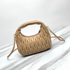 miuwander hobo 23 beige matelasse leather