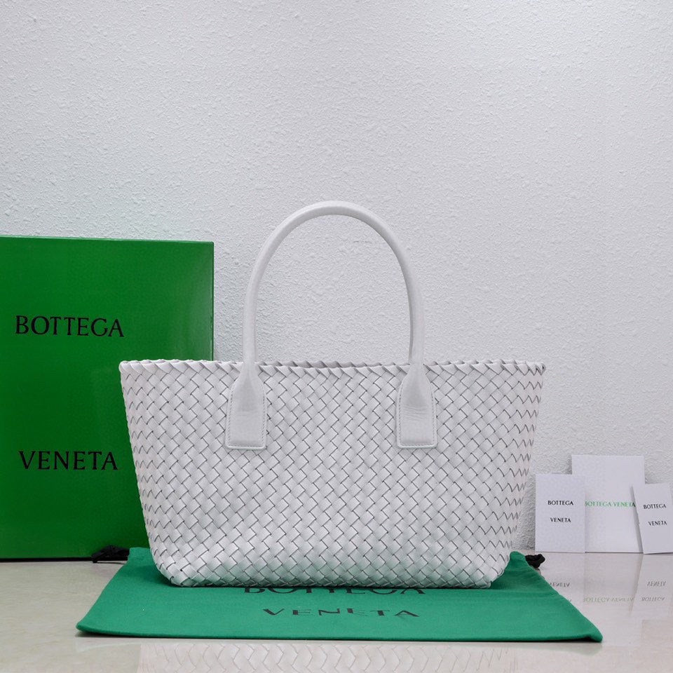 BV Cabat 48cm Leather GHW