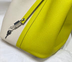 HM PICOTIN LOCK 22 WHITE AND CHARTREUSE TOGO LEATHER