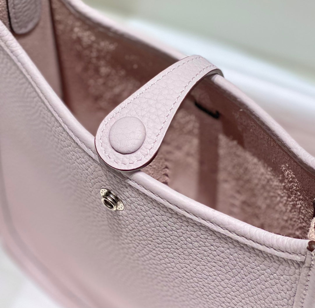 Mini Evelyne 18cm Light Pink Togo Shw