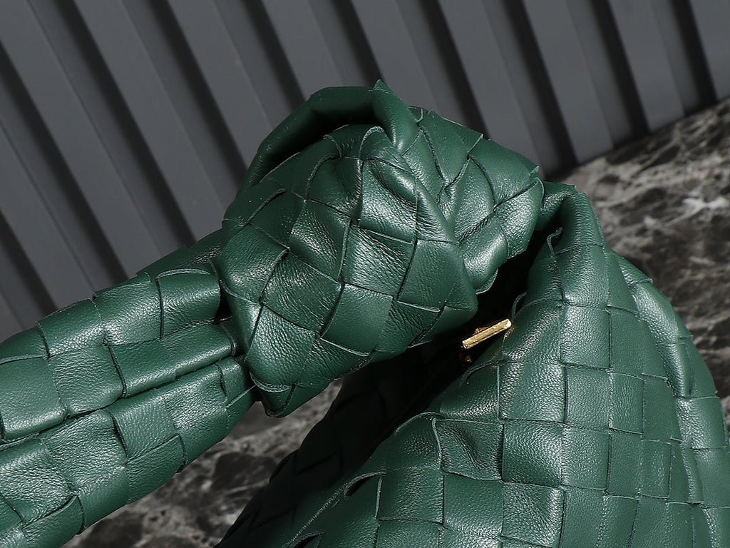 bv teen jodie 36cm dark green lambskin