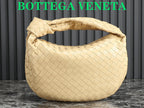 bv teen jodie 36cm beige lambskin