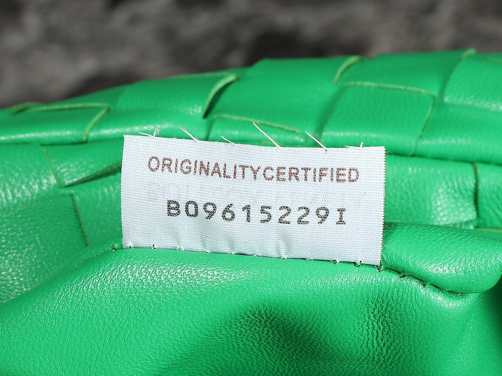 bv teen jodie 36cm green lambskin