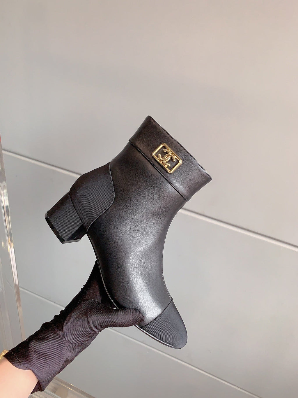CC Low-Cut Logo Ankle Boots 50mm Black Sheepskin Frabic 464558