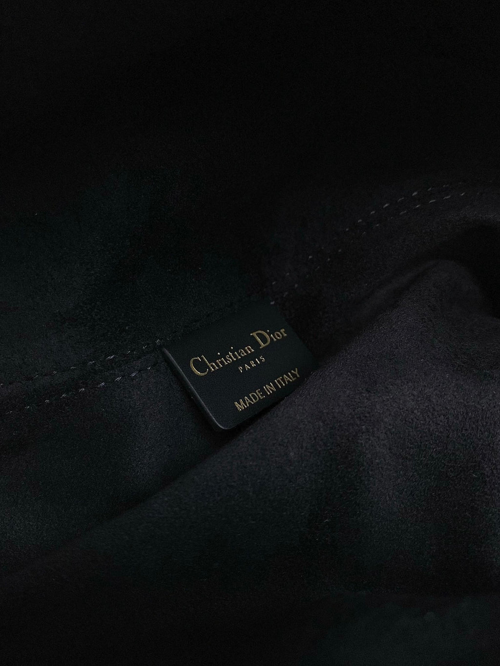 cd large toujours 37 black calfskin