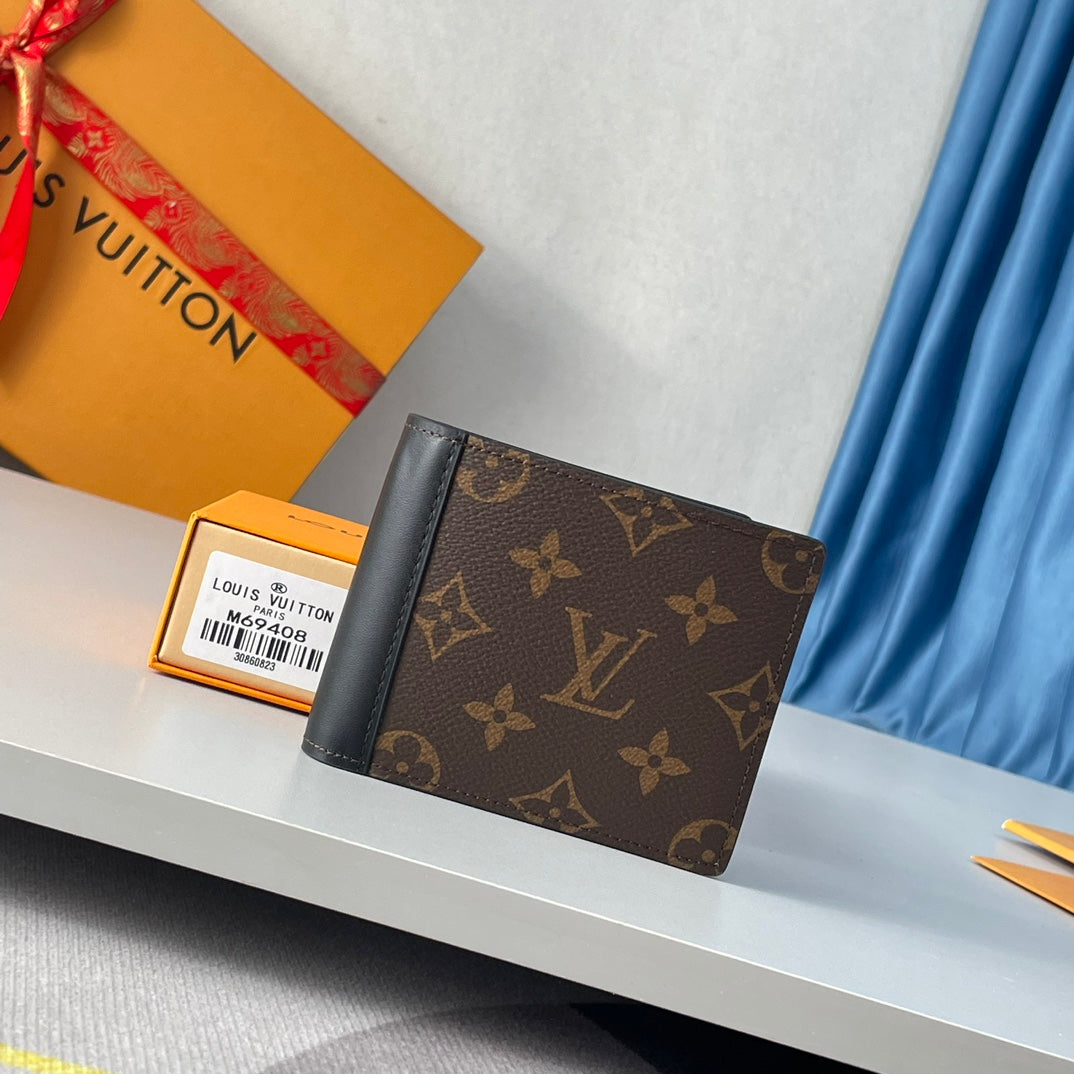 LV M69408 Multiple Wallet Monogram Canvas & Cowhide 221644