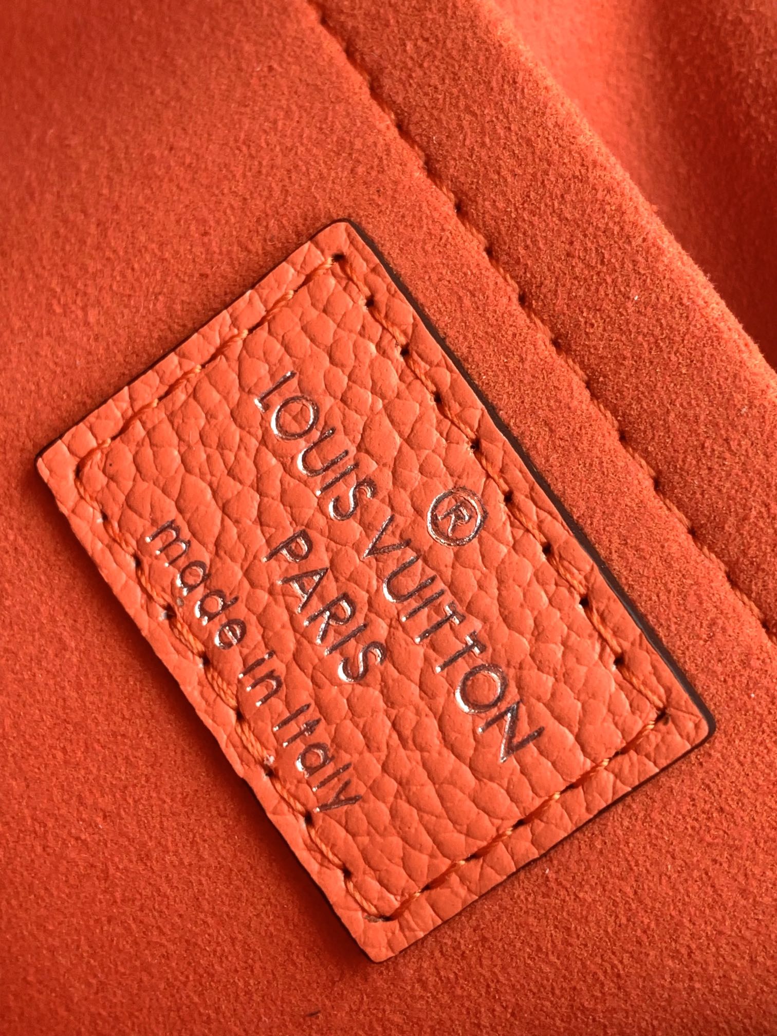 LV Marellini 19cm Orange Epi Grain Cowhide Metal HW
