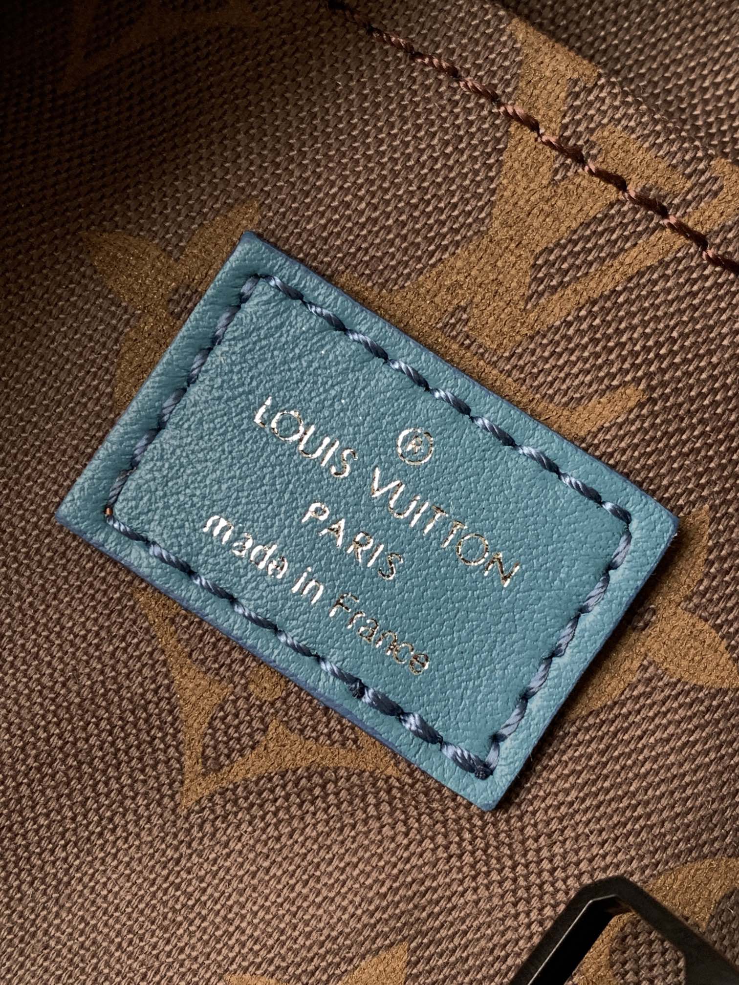 LV 21s Keepall Bandoulière 25 Blue Monogram Canvas & Cowhide