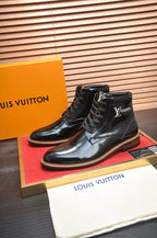 LV SHORT BOOT IN GLOSSY BLACK CALFSKIN