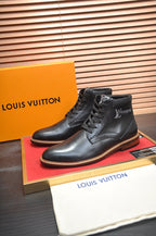 LV SHORT BOOT IN BLACK CALFSKIN