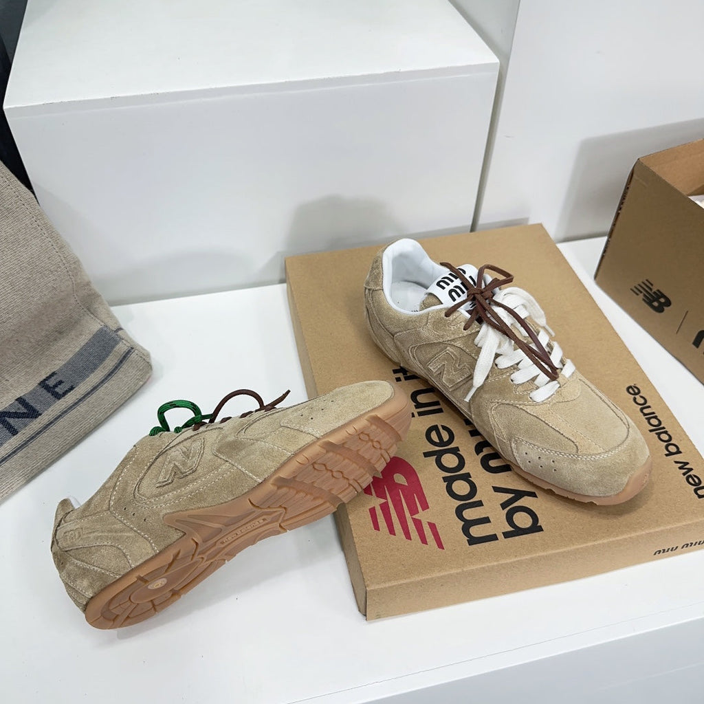 Miu Balance 530 SL Sneaker Light Brown Suede