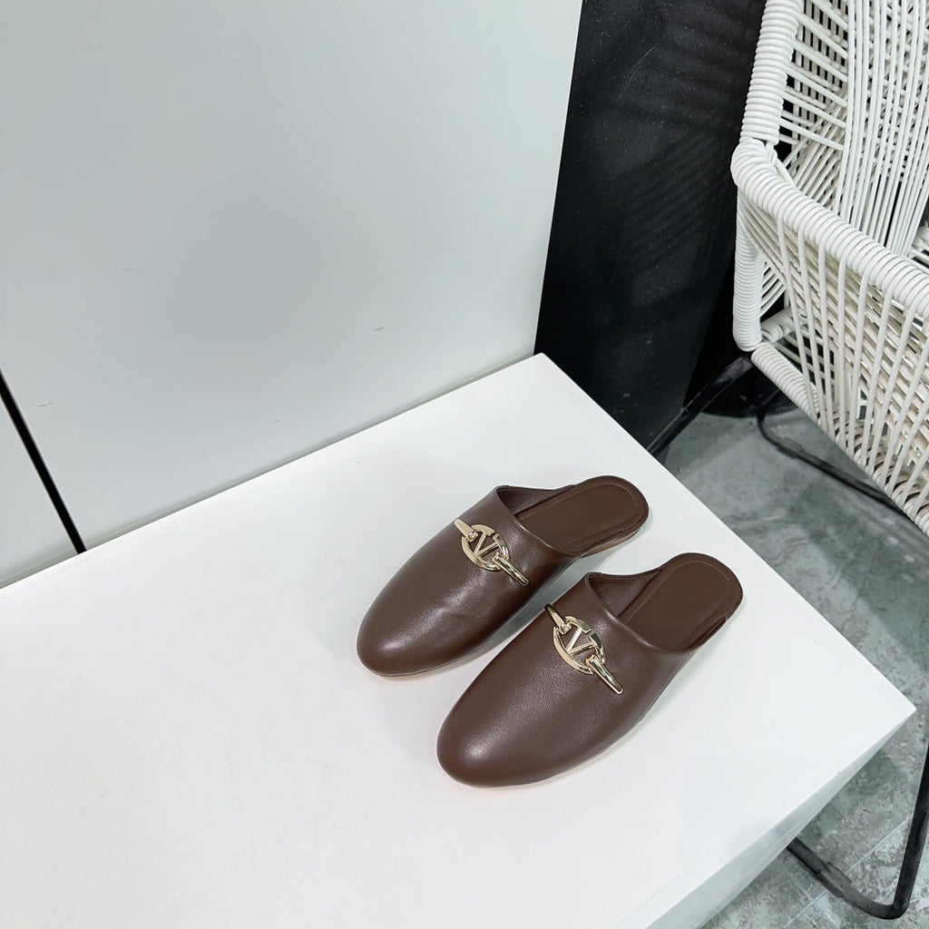 VLogo Signature Brown Leather mules