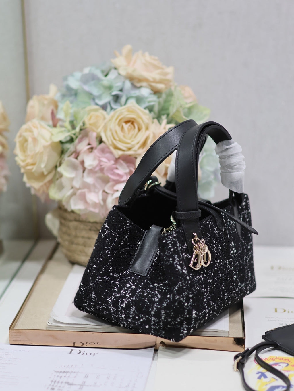 CD Small Toujours 23 Black Tweed 245636