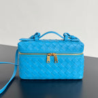 BANG BANG 22 VANITY CASE IN CERULEAN BLUE CALFSKIN