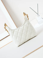24a hobo bag 23cm white calfskin gold hardware