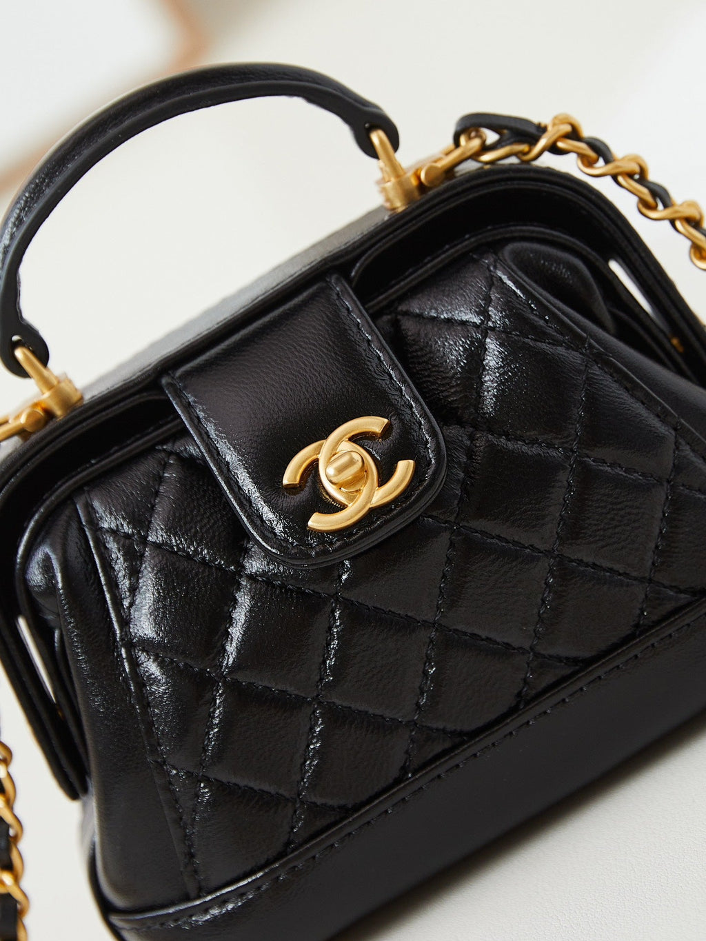 CC 24A Mini Top Handle 13cm Black Wax Leather Gold Hardware 238455