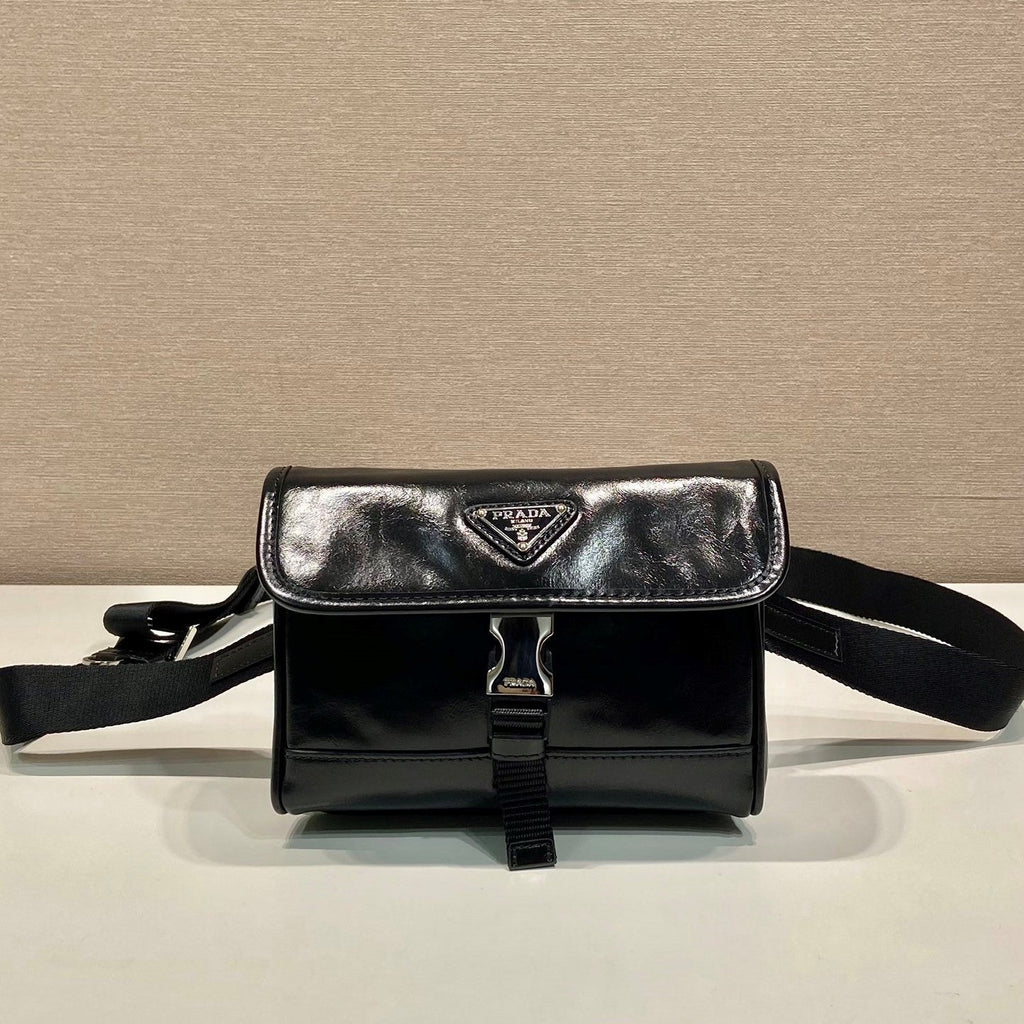 Prada 2026 Smartphone Case 18cm Black Glossy Leather