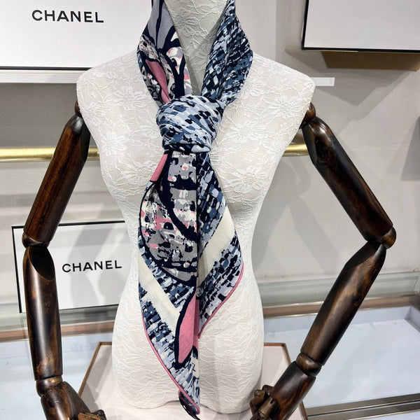 CC Square Scarf 110 CM In Colorful Cashmere Silk  413605