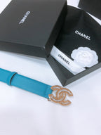 CHANEL BELT 3CM IN DODGER BLUE AND BLACK LAMBSKIN WITH GOLD HARDWARE