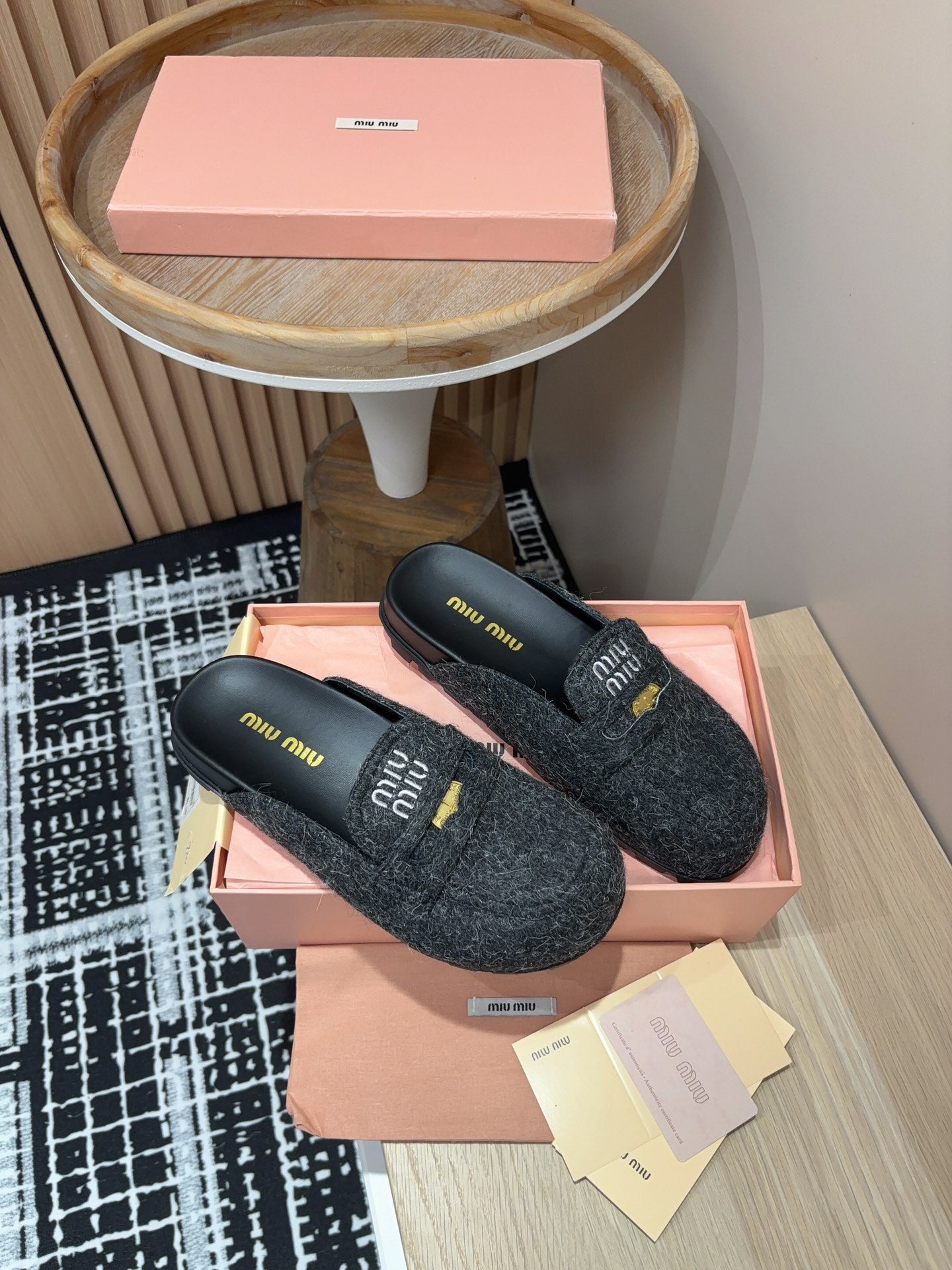 Miu slippers Black 0rigin@l Wool