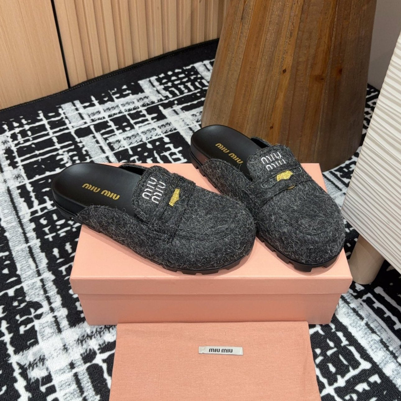 Miu slippers Black 0rigin@l Wool