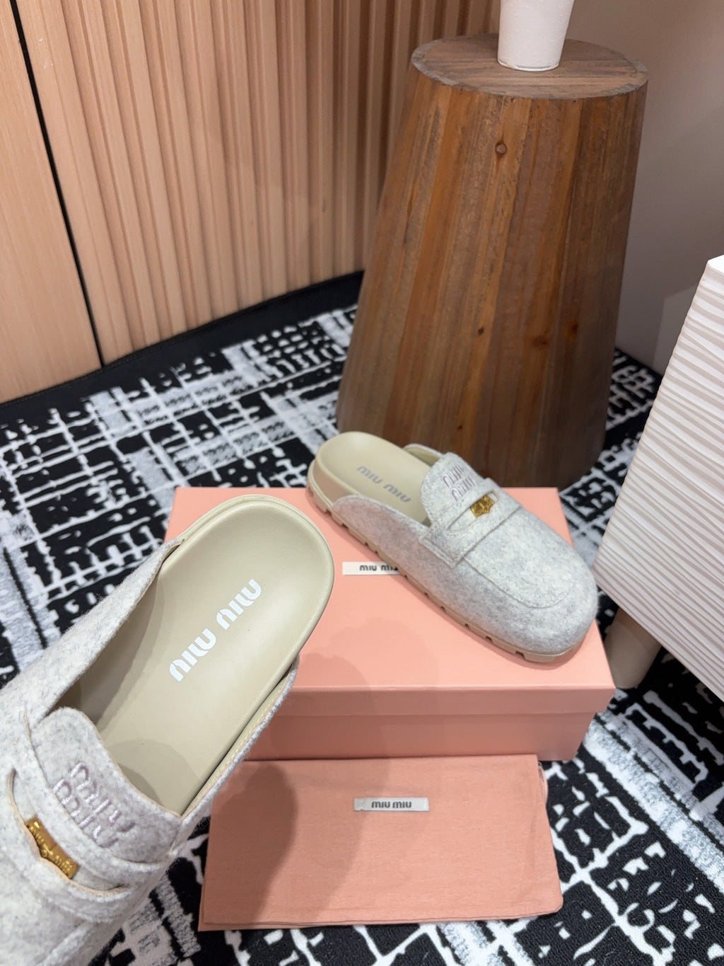 Miu slippers Grey 0rigin@l Wool