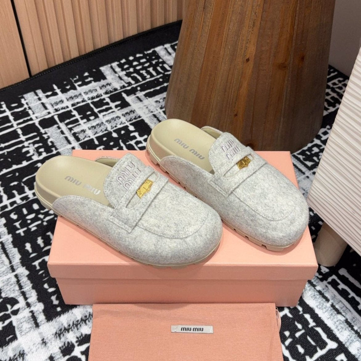 Miu slippers Grey 0rigin@l Wool