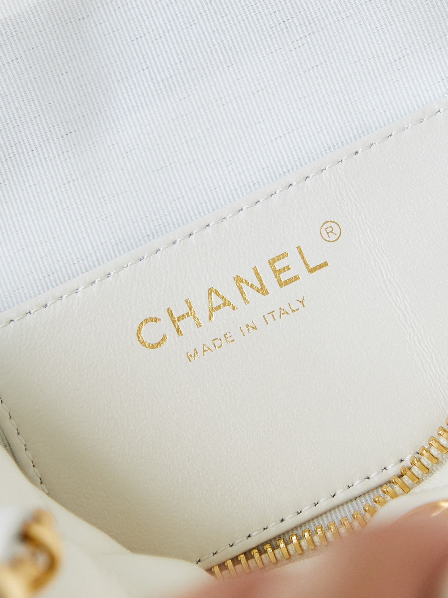CC 24K Bowling Bag 25cm White Waxed Lambskin