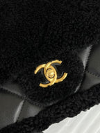 Flap Bag Small 23cm Black Sherling Lambskin Gold Hardware