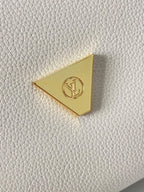 SOFT TWIST 27 IN WHITE CALFSKIN GOLD LOGO