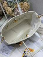 MEDIUM 37 TOUJOURS BAG IN WHITE MACROCANNAGE LAMBSKIN