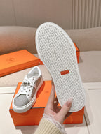 HM 25ss Kelly Buckle Sneakers White Gray Cowhide Canvas 577491