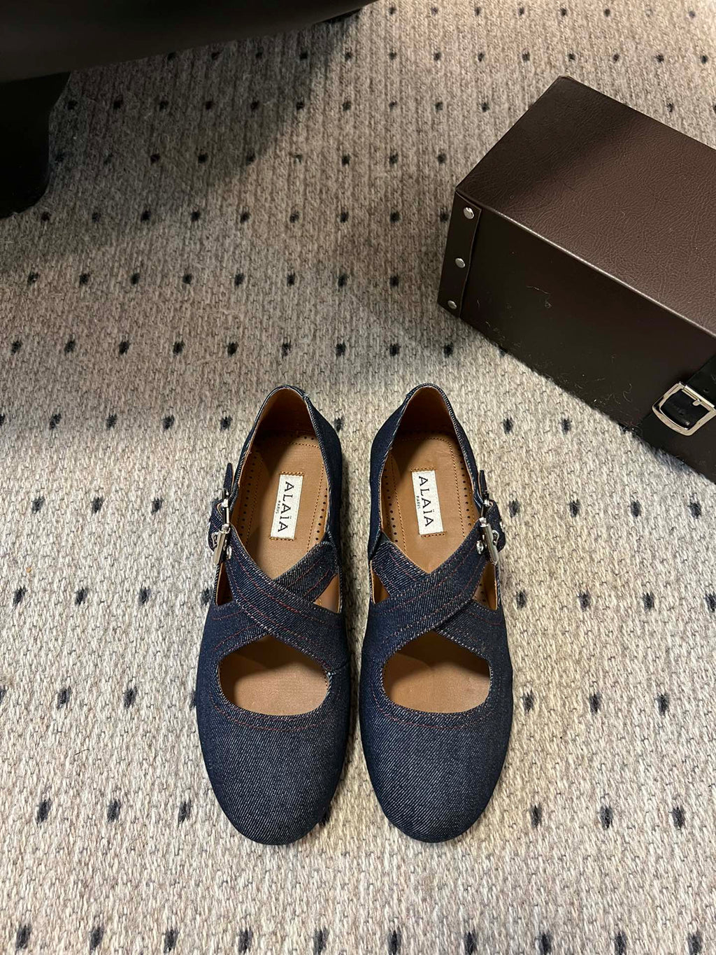 Alaia 25 Criss Cross With Stud Ballet Flats Denim Blue Sheepskin 303695