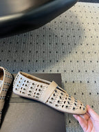 Alaia 25 Vienne With Eyelets Ballet Flats Nude Lambskin 303718