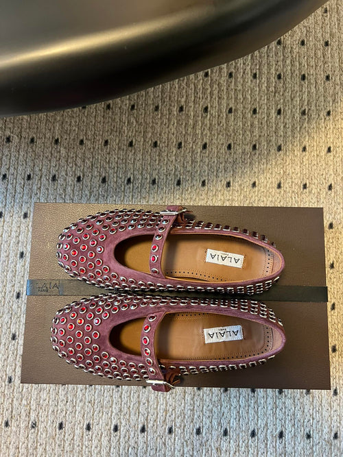 Alaia 25 Strass Ballet Flats Garnet Red Suede Goatskin 303725