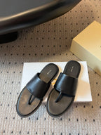 Signum Flat Sandal in Black Sheepskin 282427