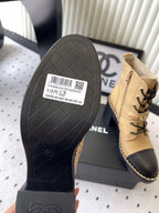 CC Buckle Ankel Boots With Chain 100mm Beige Black Sheepskin GHW 432500