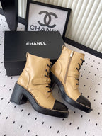 CC Buckle Ankel Boots With Chain 100mm Beige Black Sheepskin GHW 432500