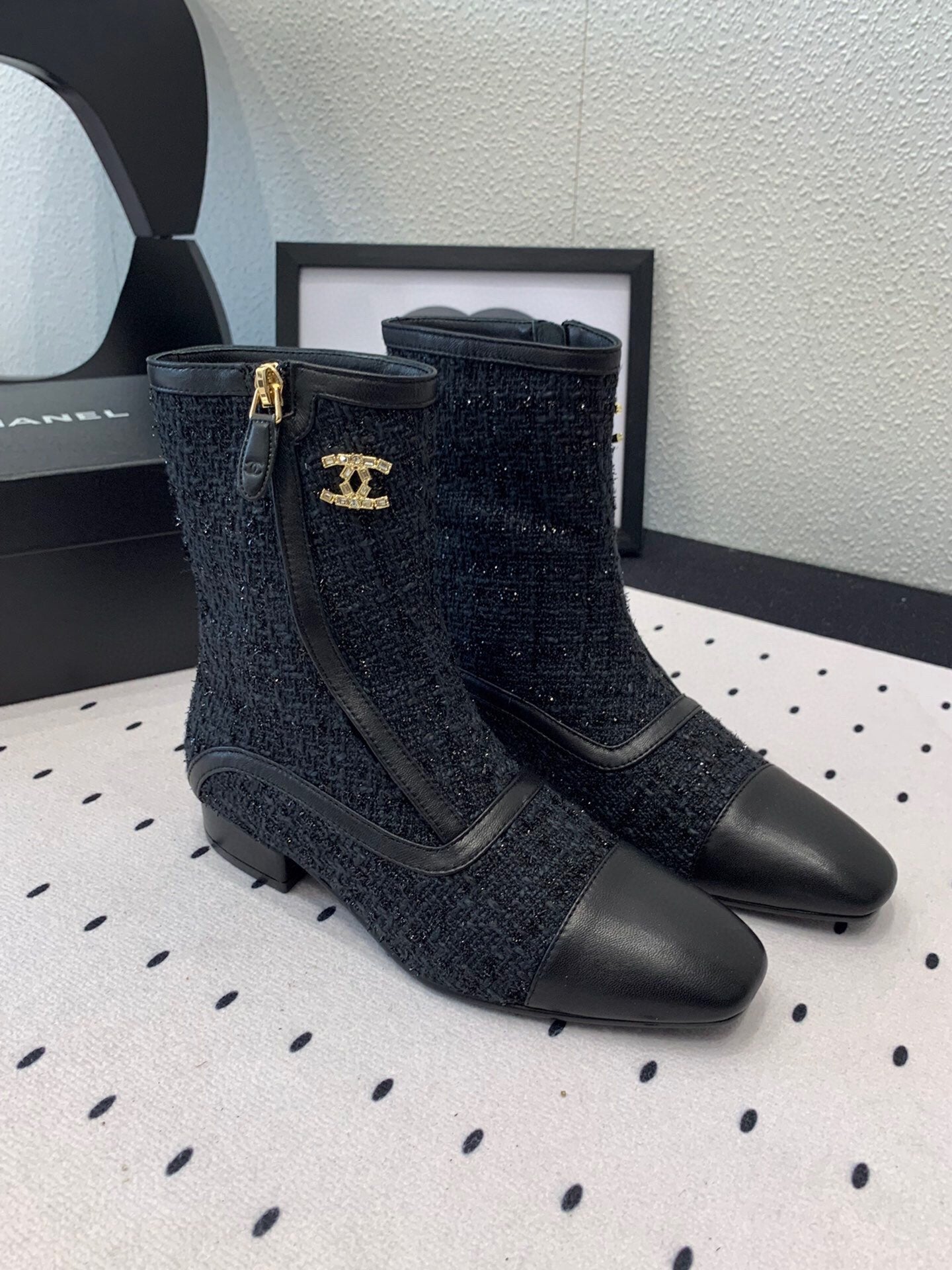 CC Ankel Boots 30mm Black Tweed & Sheepskin 432509