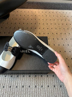 CC 25SS Bow Flat Shoes Black White Sheepskin Frabic 530674