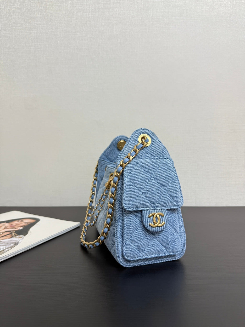 Chanel 25 Hobo Bag 22cm Blue Denim