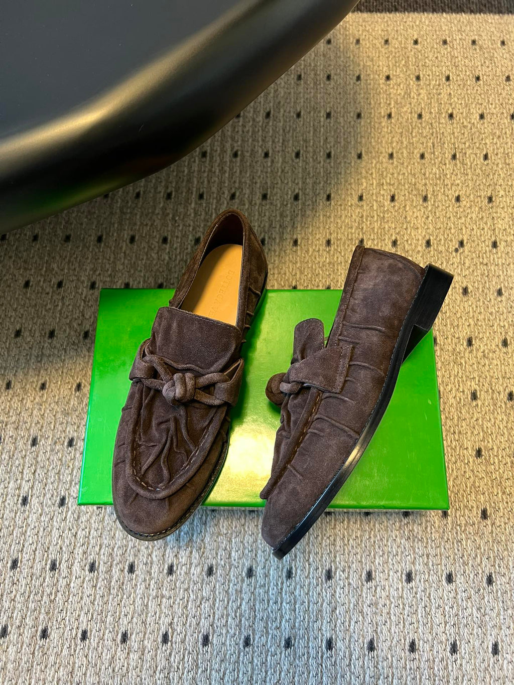 BV Astaire Loafers Knotted Dark Brown Crinkled-Suede Leather 616650