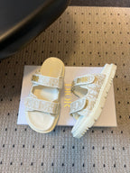 CD 26 Flat Slippers White Beige Sheepskin Embroidered Fabric 621801