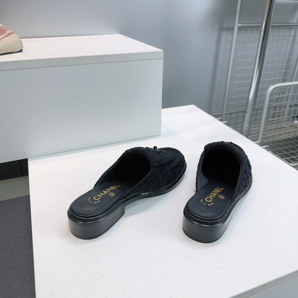 CC Loafers Half-Slip Sandals Black Wool Sheepskin 628645