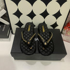 CC 26s Thong With Chain Black Sheepskin 684868
