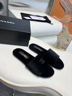 CC 26s Slide Black Velvet 684904