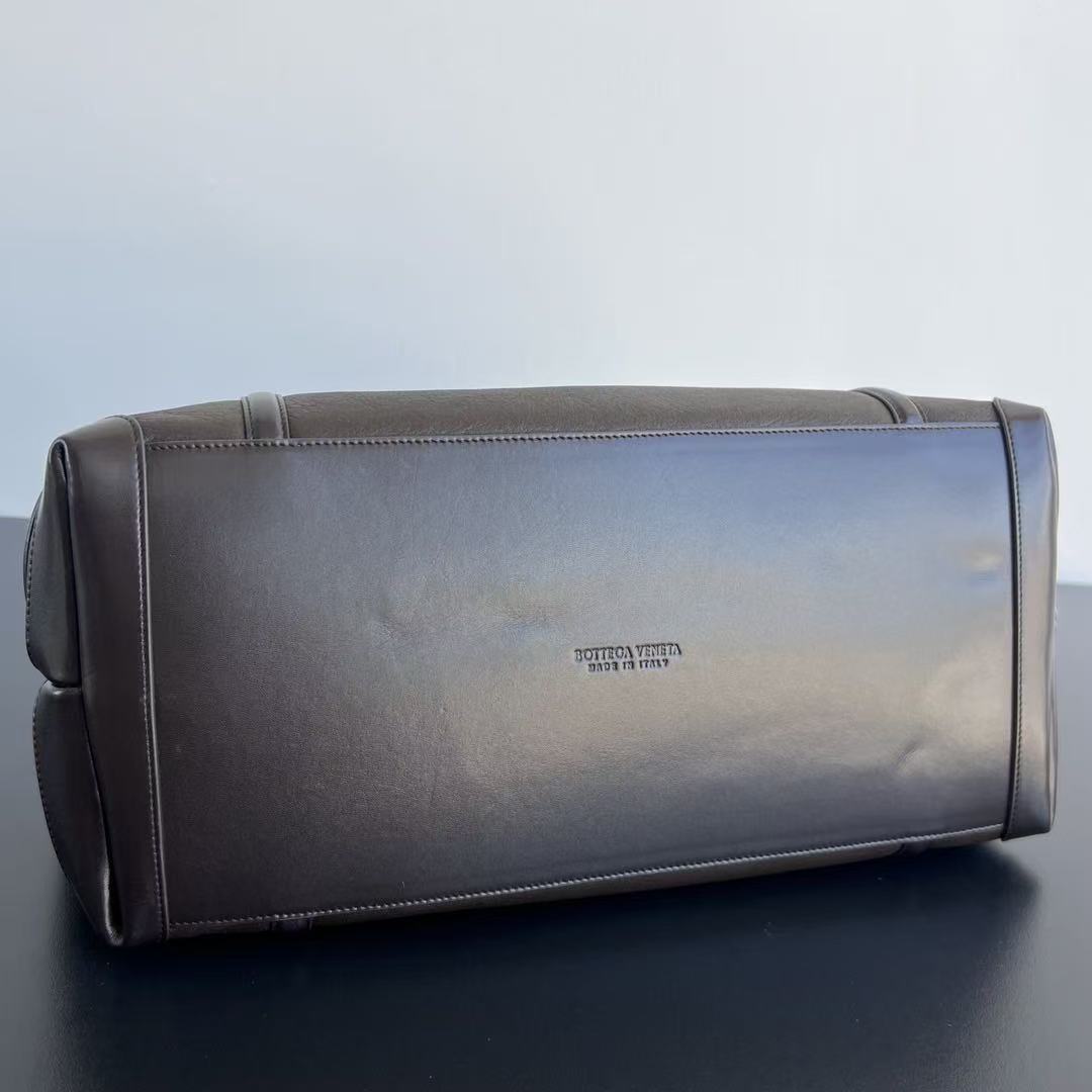 BV Andiamo Large Brown White Fur Leather