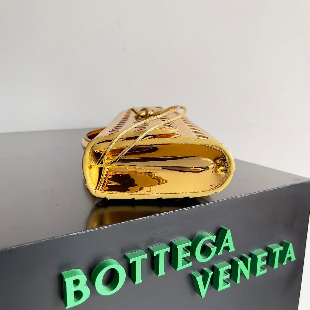 BV Long Clutch Andiamo With Handle 31cm Golden Metalic Calfskin